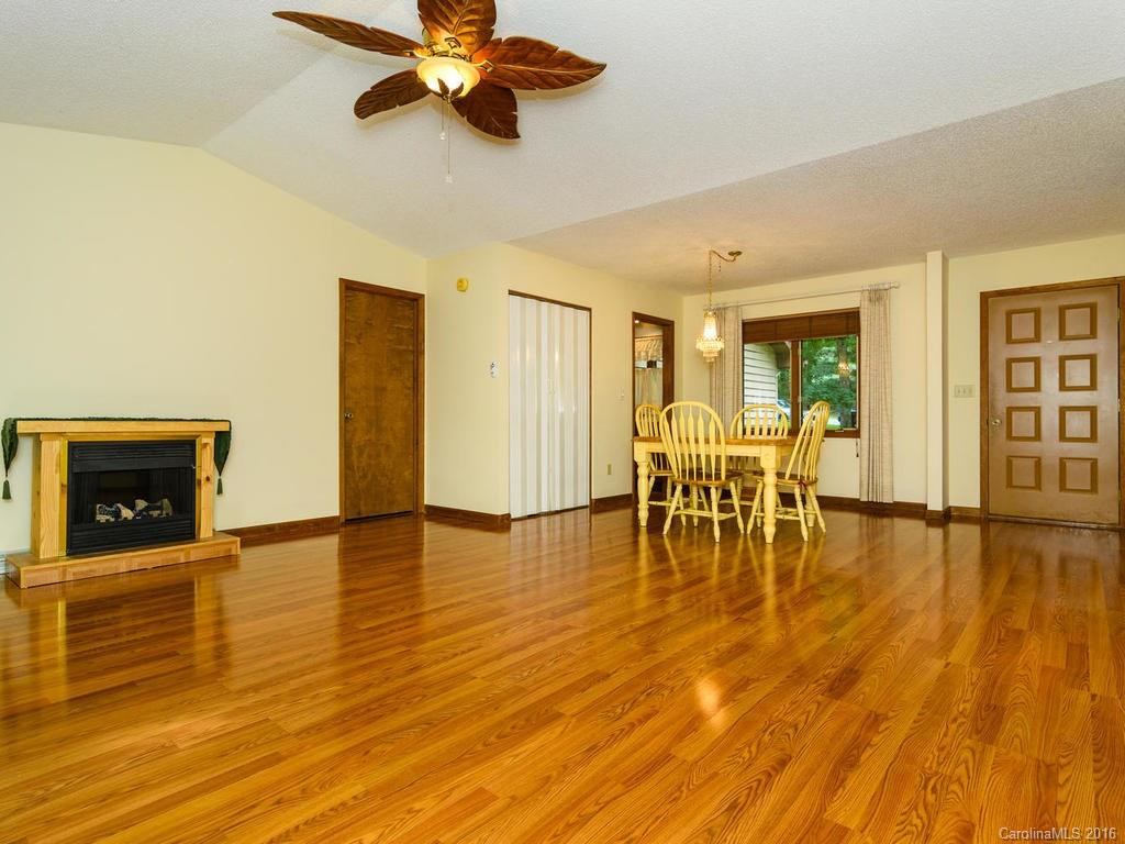66 Wildwood Circle - Photo 6