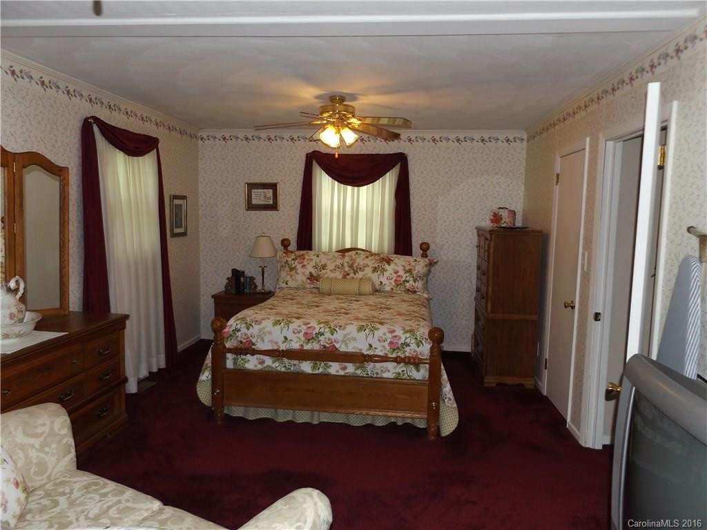 8580 Homer Evans Avenue - Photo 12