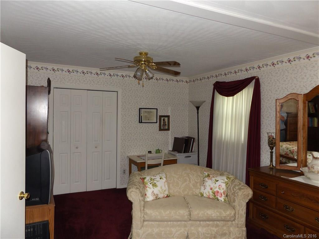 8580 Homer Evans Avenue - Photo 13