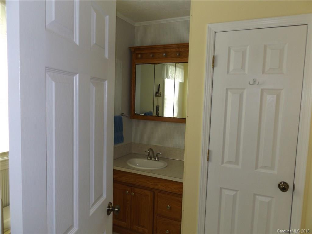 8580 Homer Evans Avenue - Photo 15