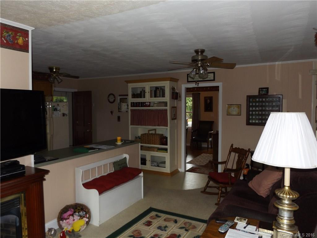 8580 Homer Evans Avenue - Photo 10