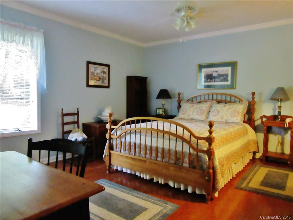 202 Thomas Road #13 - Photo 15