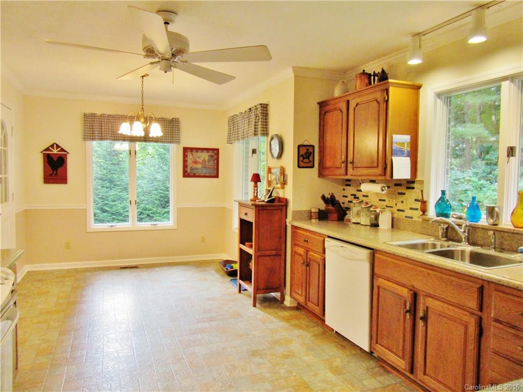 202 Thomas Road #13 - Photo 9