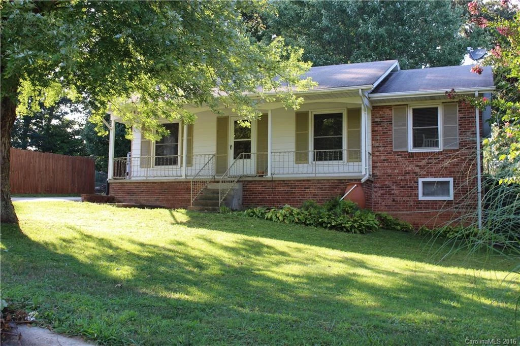 12 Starmount Drive