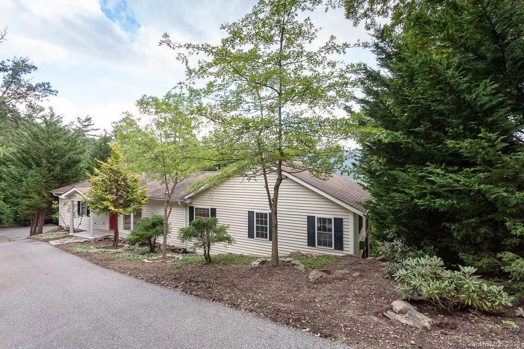 135 Black Oak Drive