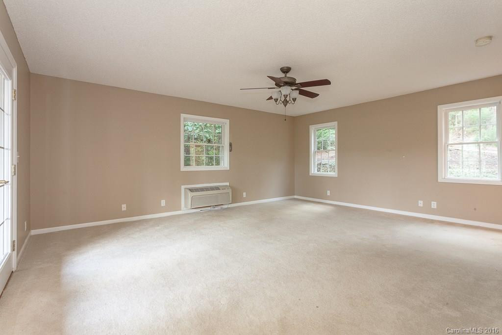 135 Black Oak Drive - Photo 12