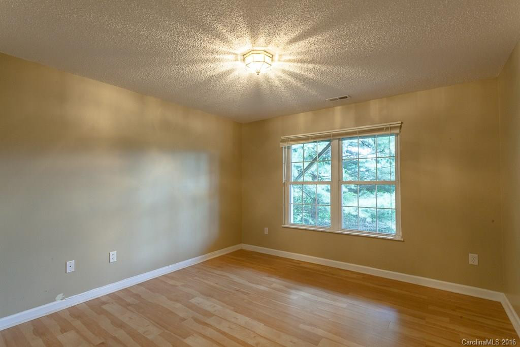 135 Black Oak Drive - Photo 17