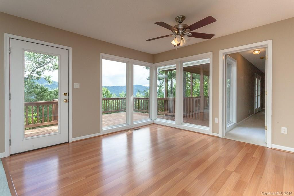 135 Black Oak Drive - Photo 4