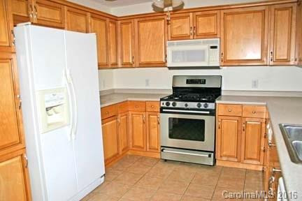 32 Bage Street #14 - Photo 8