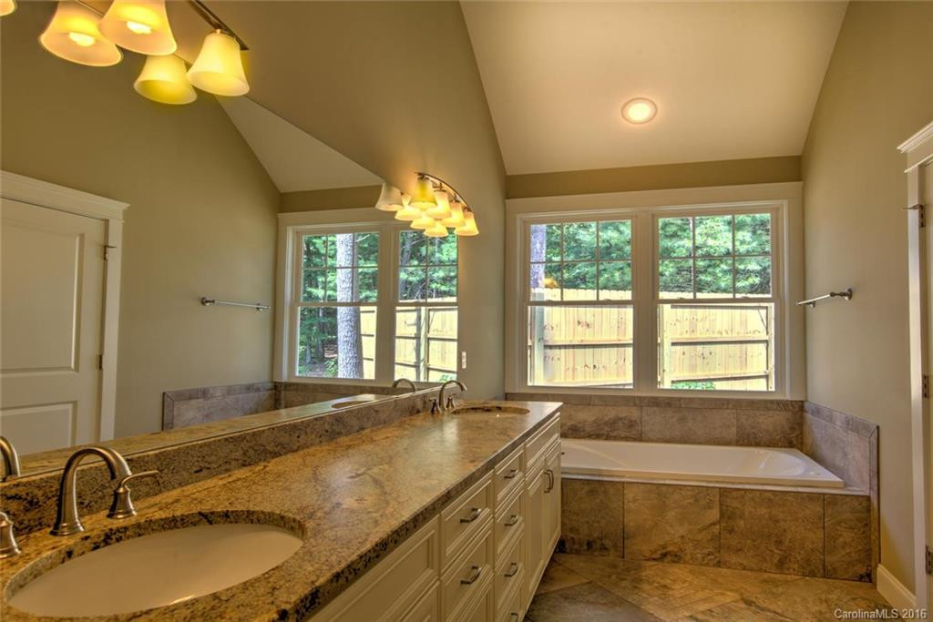 15 Quail Hollow Drive #11 - Photo 14