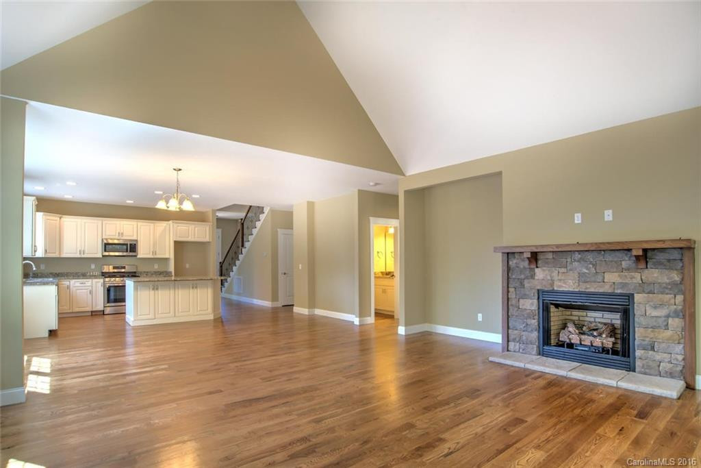 15 Quail Hollow Drive #11 - Photo 8