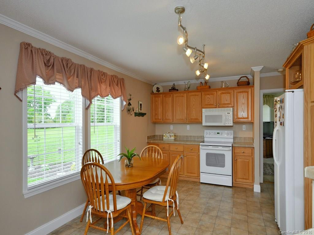 146 Macedonia Road - Photo 7