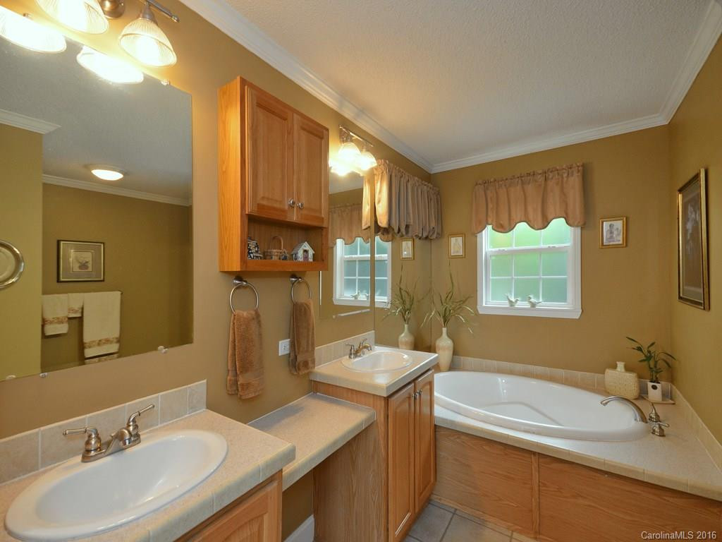 146 Macedonia Road - Photo 9