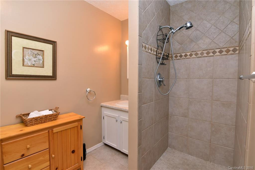 44 Robinhood Lane #33 - Photo 13