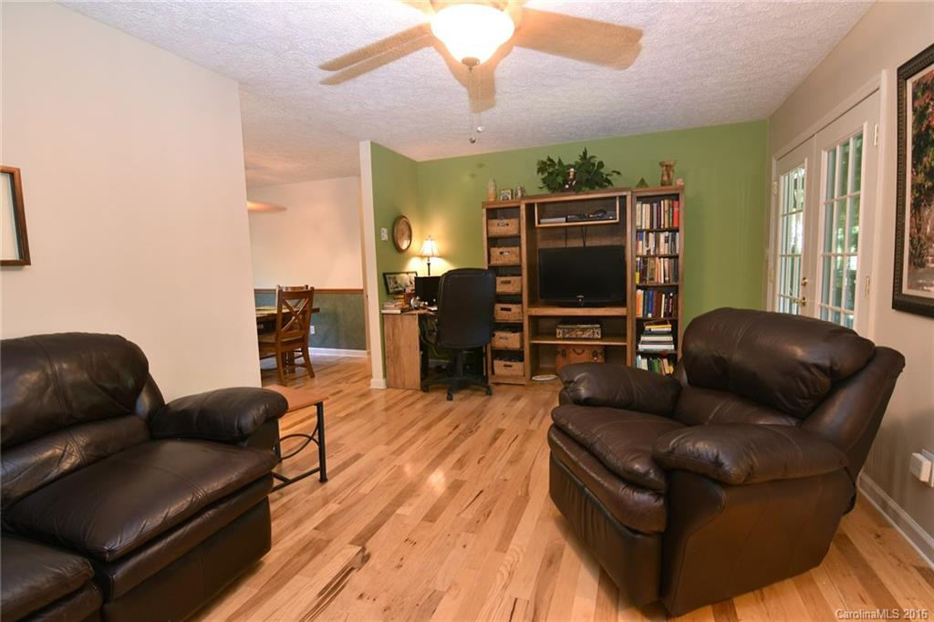 44 Robinhood Lane #33 - Photo 5