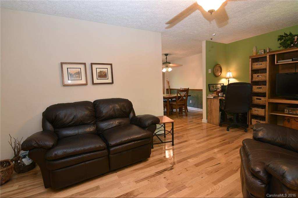 44 Robinhood Lane #33 - Photo 6