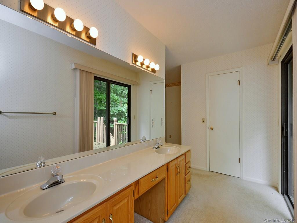2440 Cumming Woods Lane #36 - Photo 9