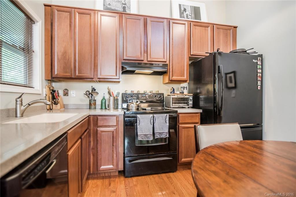 133 Courtland Avenue - Photo 8