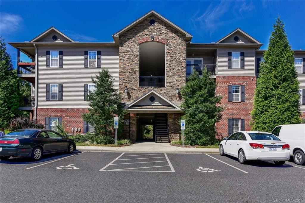 214 Appeldoorn Circle #214