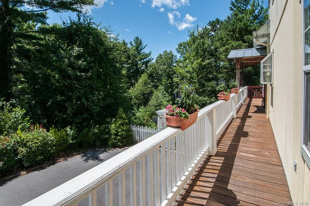 1544 Maple Springs Drive - Photo 18