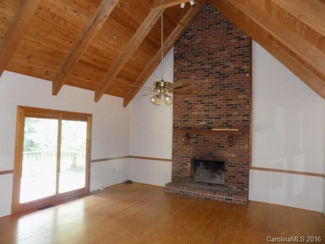 286 Cardinal Road - Photo 2