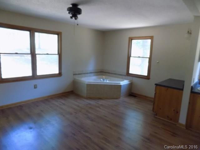 286 Cardinal Road - Photo 6