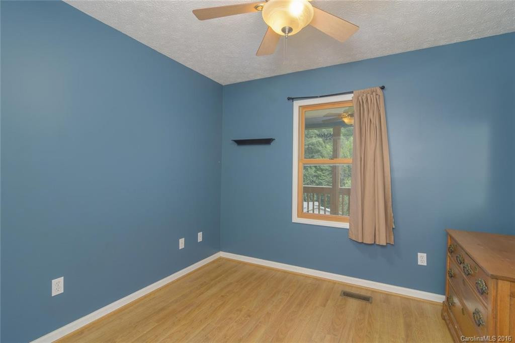 115 Westview Avenue - Photo 9