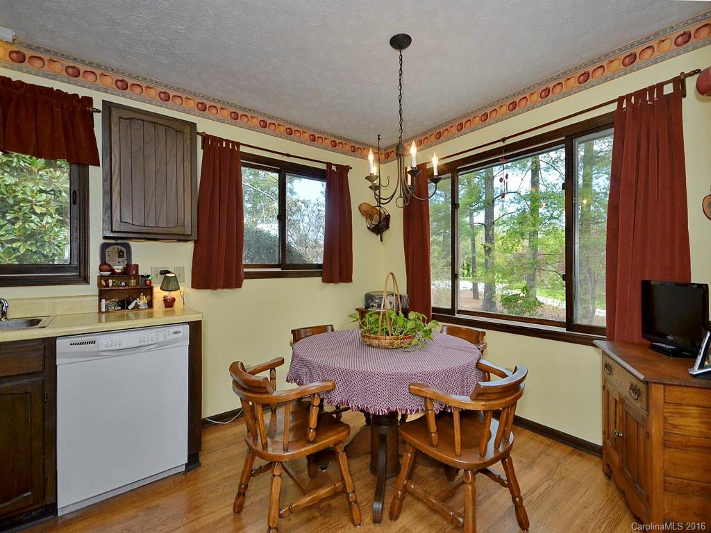 149 Whisperwood Drive - Photo 11