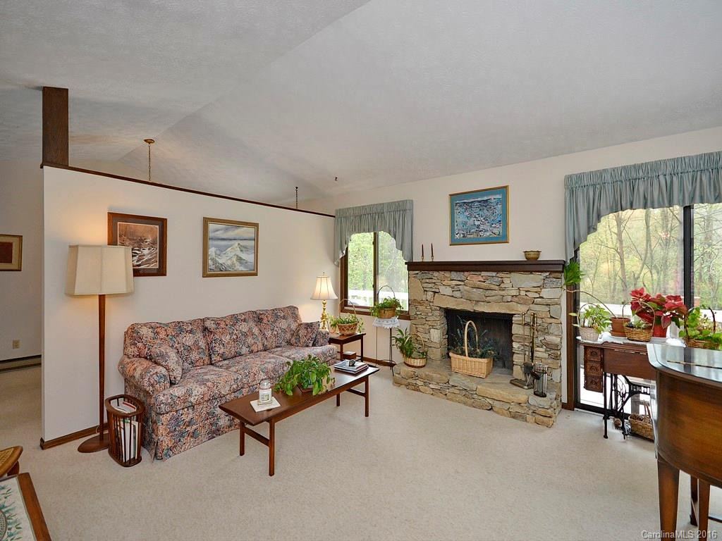 149 Whisperwood Drive - Photo 6
