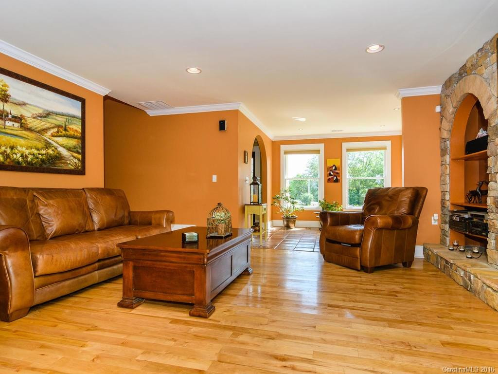 3046 Turnpike Road - Photo 4