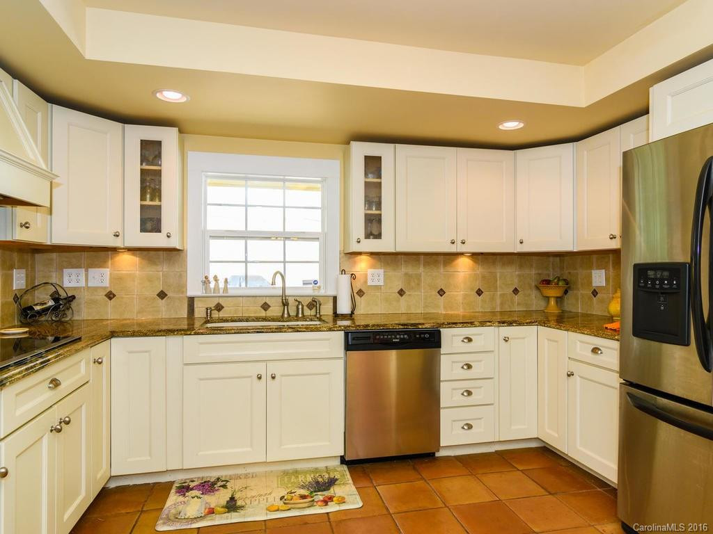 3046 Turnpike Road - Photo 8