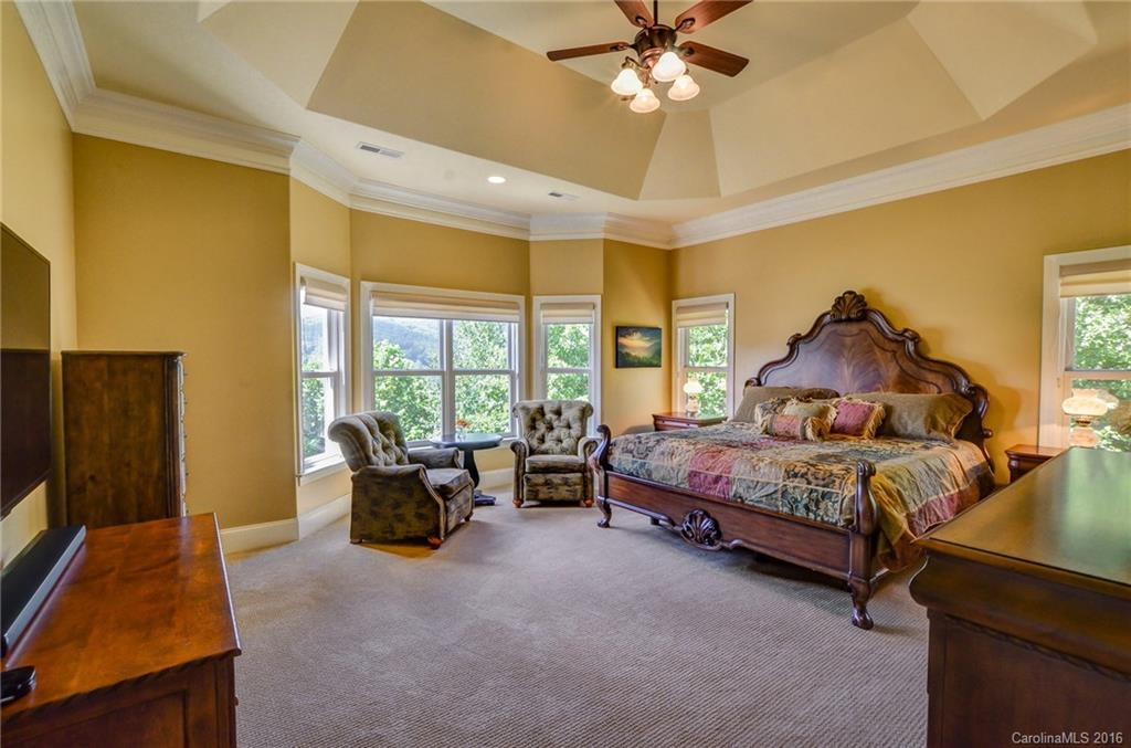 64 McIntyre Drive - Photo 12