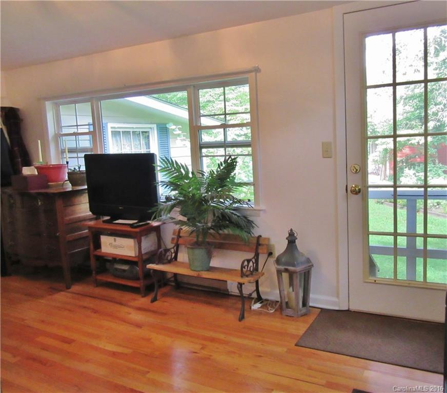 535 Willow Road #3 - Photo 3