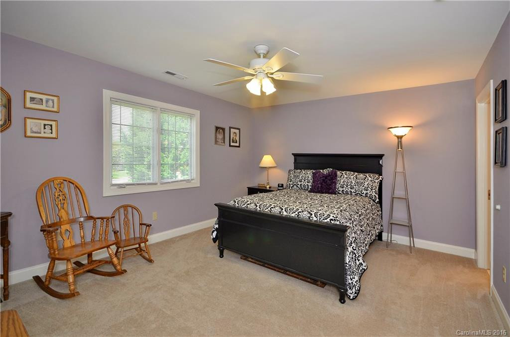 18 Cromwell Lane - Photo 18
