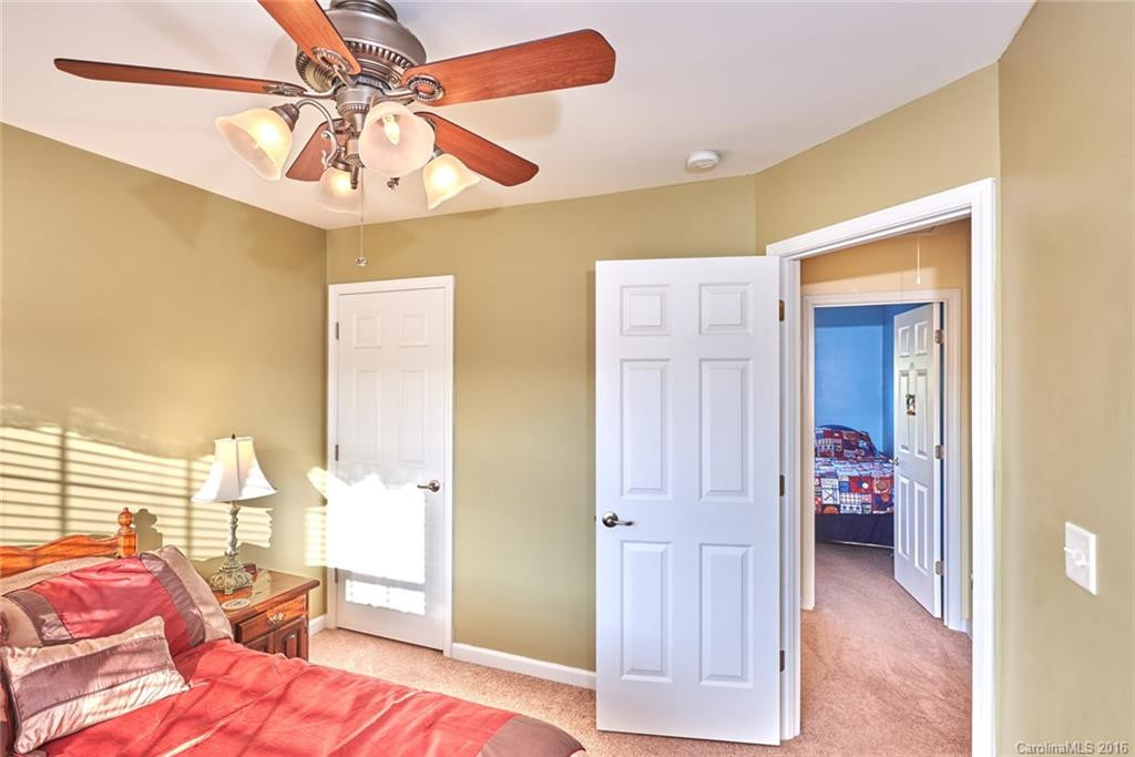22 Stone River Drive - Photo 16