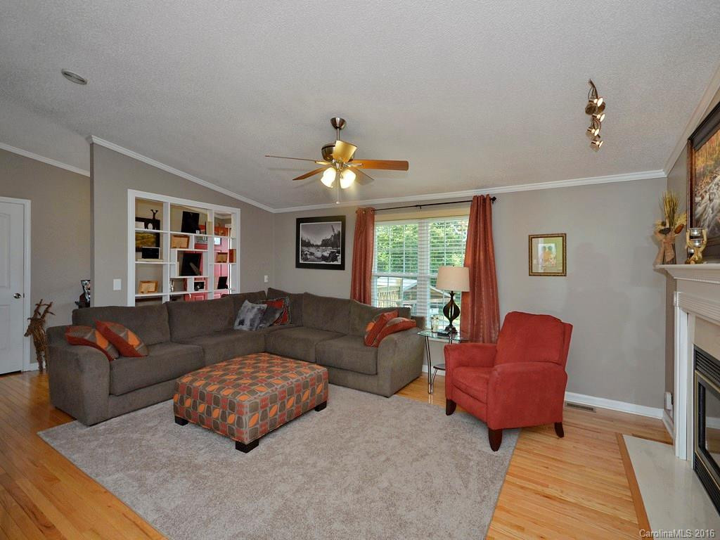 354 Lower Brush Creek Road - Photo 4