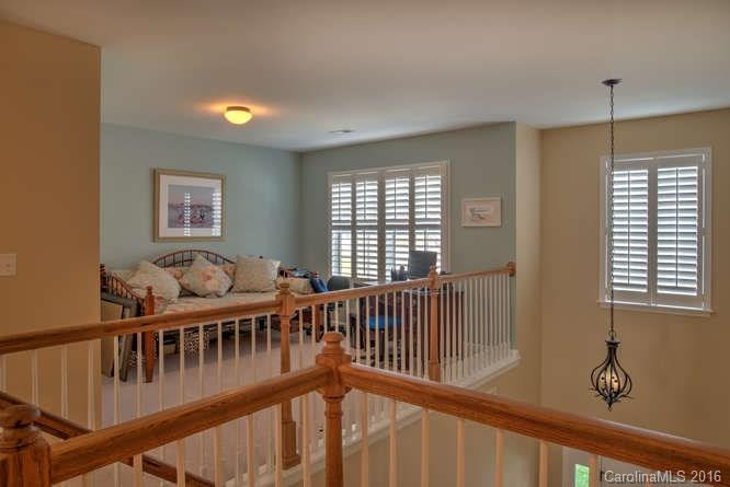 88 Roanoke Road - Photo 12