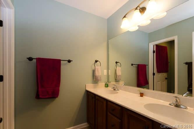 88 Roanoke Road - Photo 15