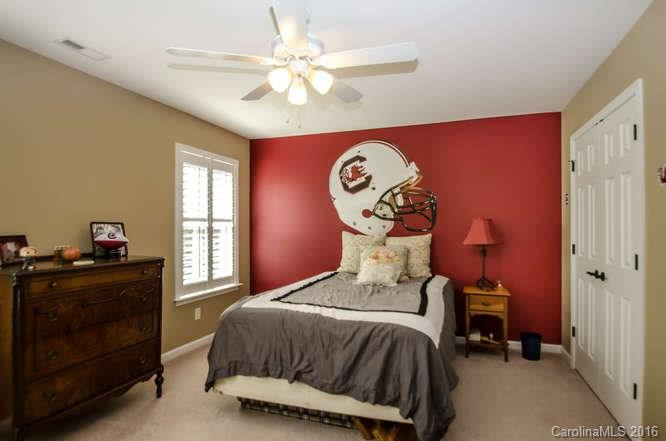 88 Roanoke Road - Photo 18