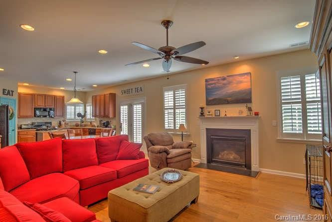 88 Roanoke Road - Photo 6