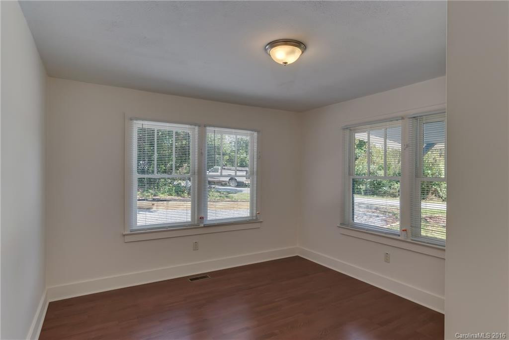 619 Hyder Farm Road - Photo 8