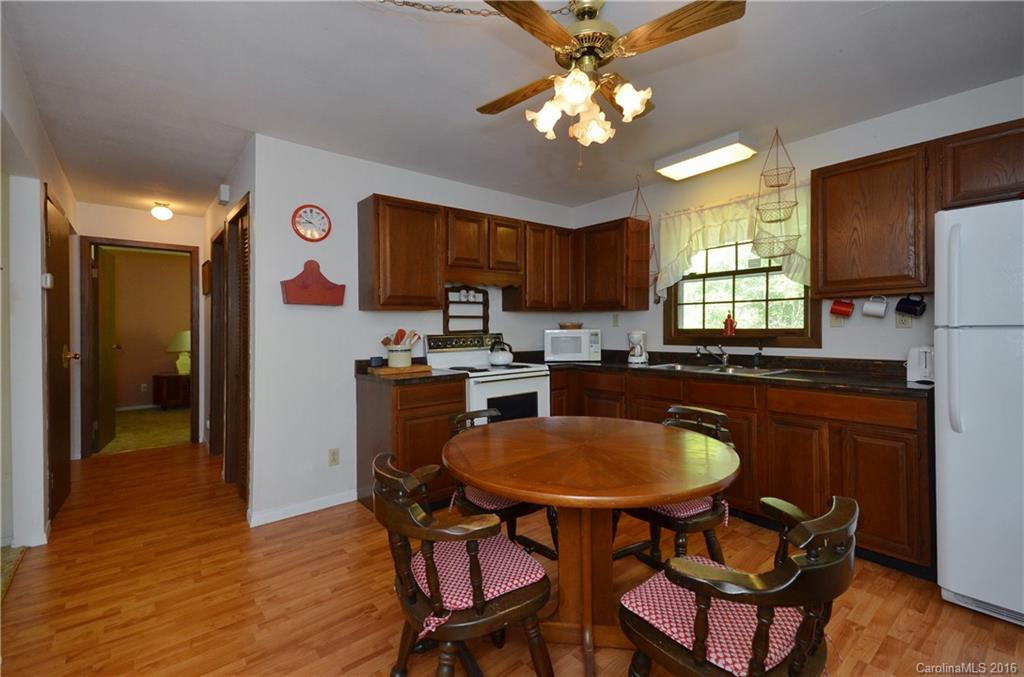 510 Sanderling Road - Photo 6