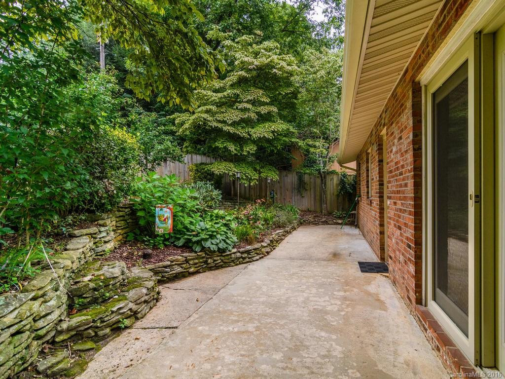 101 Pinehurst Drive - Photo 20