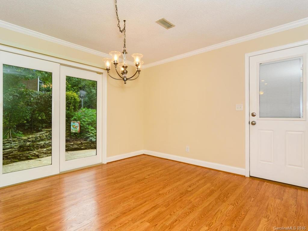 101 Pinehurst Drive - Photo 6