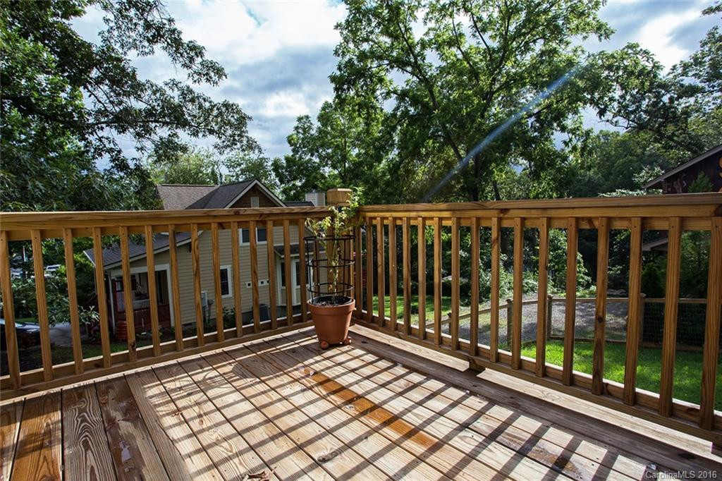 98 Barnard Avenue - Photo 22