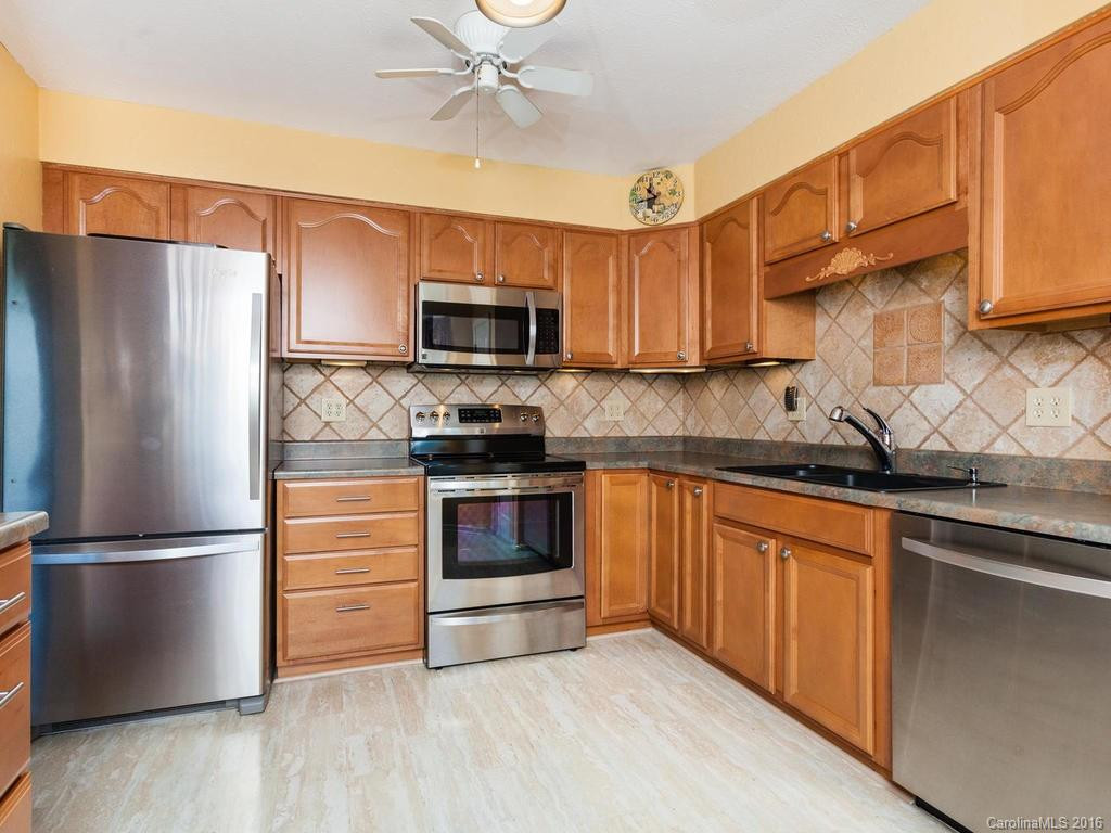 135 Serenity Circle - Photo 7