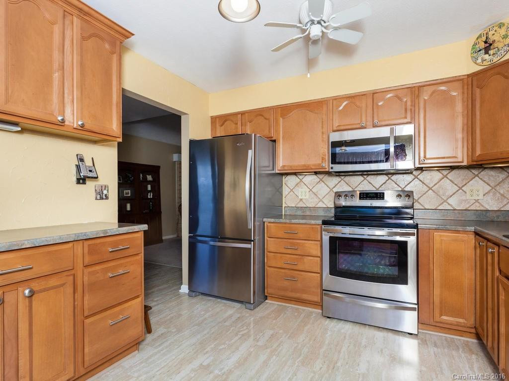 135 Serenity Circle - Photo 8