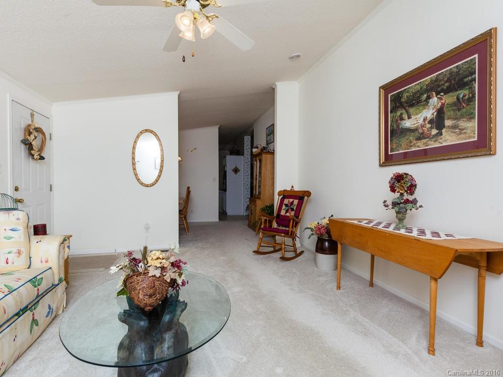 842 Apple Valley Road - Photo 14
