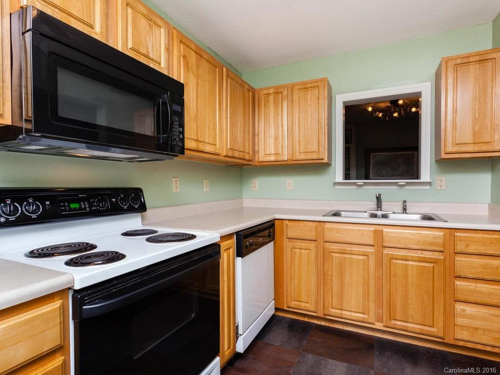 402 Carlyle Way #402/D - Photo 11