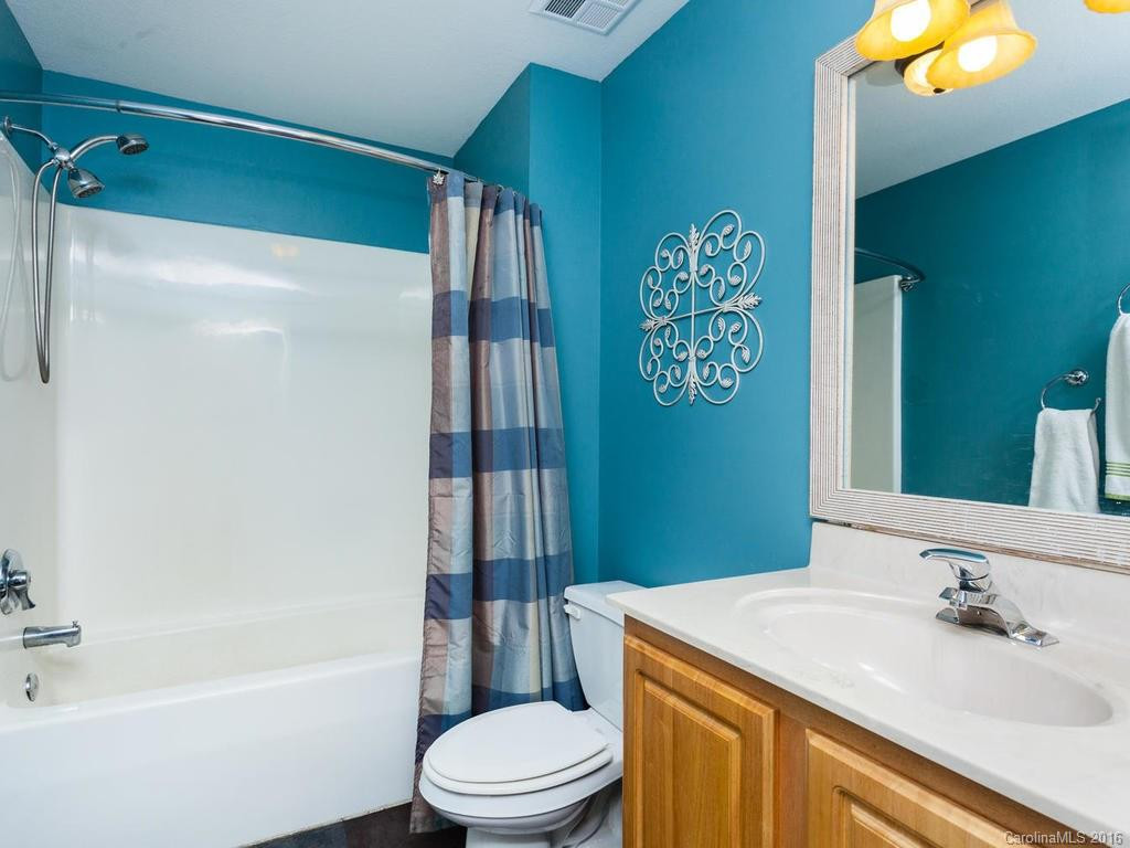 402 Carlyle Way #402/D - Photo 16